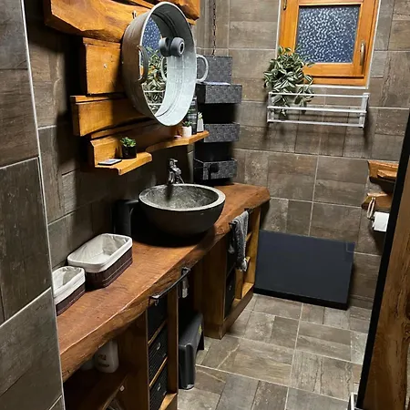 Living Past Vendeghaz * Kovagoors