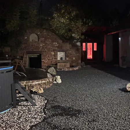 Living Past Vendeghaz Διαμέρισμα *