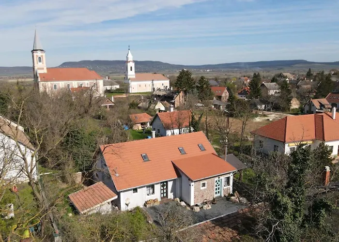 Living Past Kovagoors